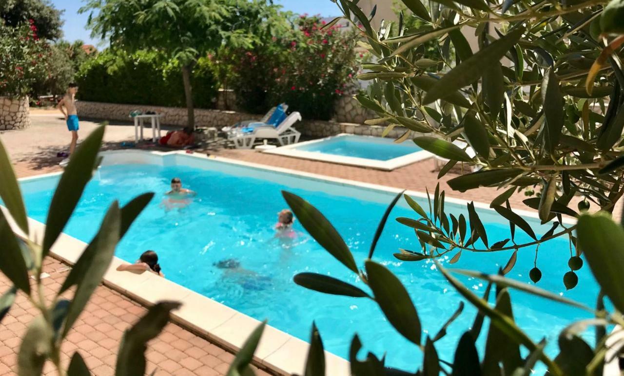 Apartments Villa Ana Mandre Exterior foto